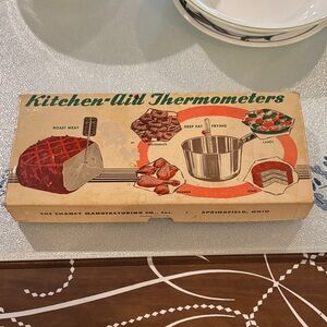 KitchenAid Thermometers Set - Cream and Brown